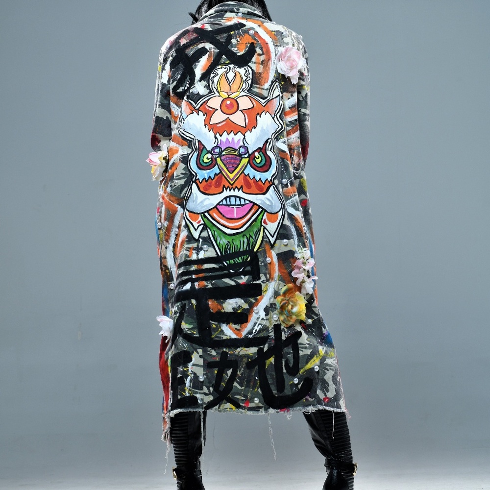 CHINA ( CUSTOM-MADE FEATHERWEIGHT TRENCH COAT)